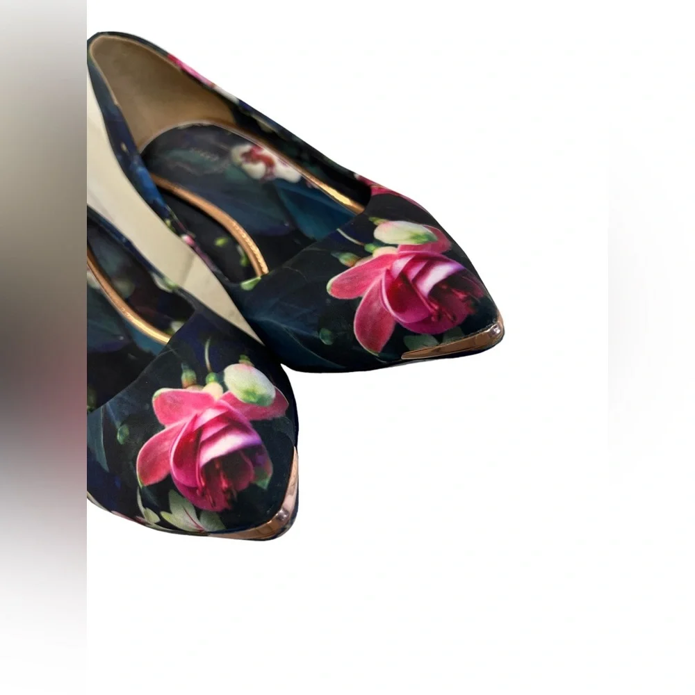 Ted Baker London Neevo 4 Pointed Heels - Fuchsia - Pink - Picture 6 of 10